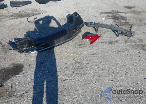 2024 Hyundai Elantra Sel from USA, damaged, VIN KMHLS4DG6RU796860